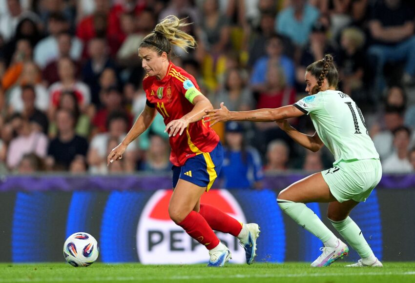 Alexia Putellas y Mariona Caldentey arrasan a Portugal en el inicio de la Euro 2025