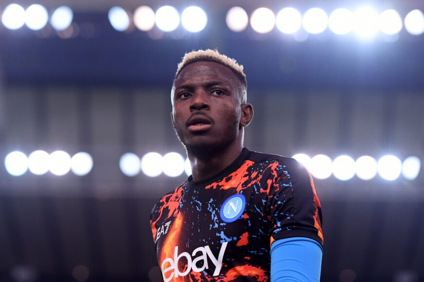Victor Osimhen y Galatasaray se reúnen para definir su futuro en Napoli