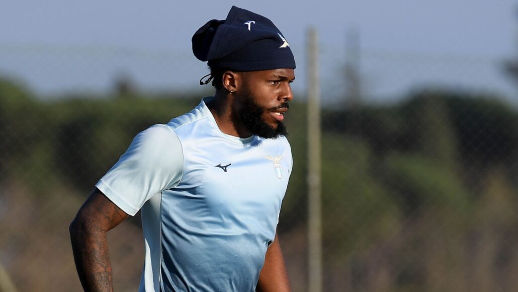 Leeds busca a Nuno Tavares, exdefensor del Arsenal, tras su salida del club