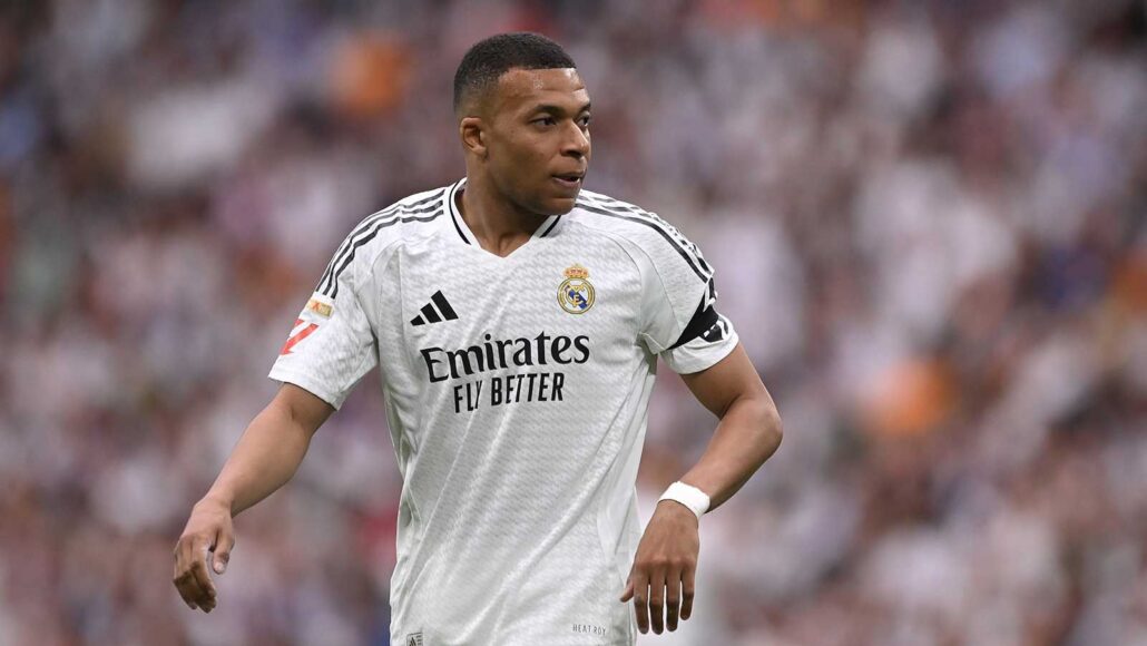 Kylian Mbappé dedica gol a Diogo Jota con increíble chilena en Real Madrid