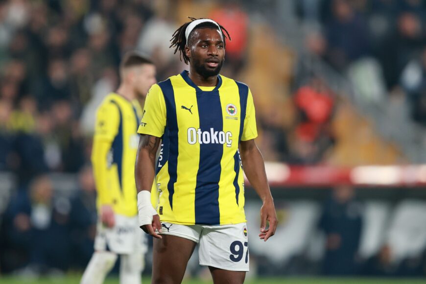 Mourinho responde furioso a las acusaciones de Saint-Maximin sobre doping