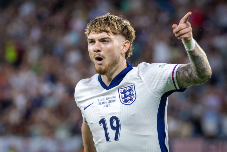 Liverpool fija precio por Harvey Elliott con cláusula tras su éxito con Inglaterra U21