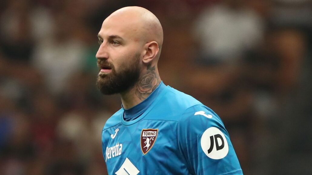 Leeds rivaliza con Man Utd por el arquero Vanja Milinkovic-Savic de Torino