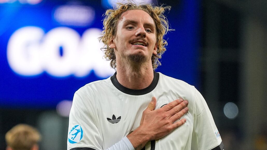 Bayern Múnich recibe advertencia sobre la firma de Nick Woltemade en Stuttgart