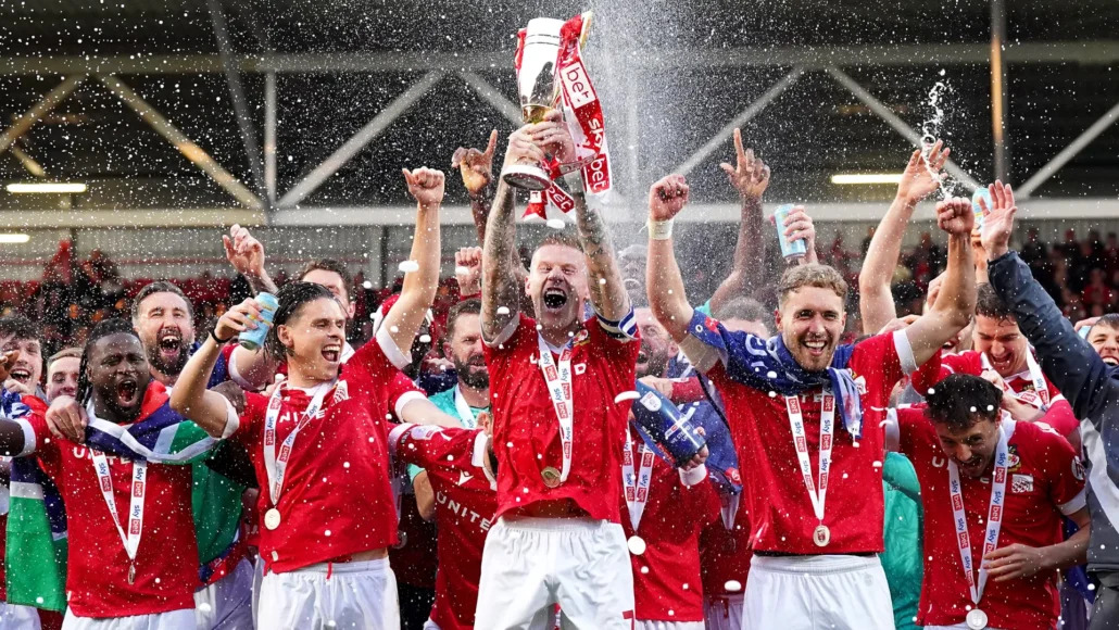 James McClean revela sus planes tras dejar Wrexham y sus próximas metas
