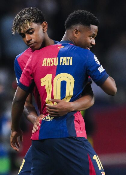 Rivaldo alienta a Lamine Yamal, futuro dueño del icónico 10 en Barcelona