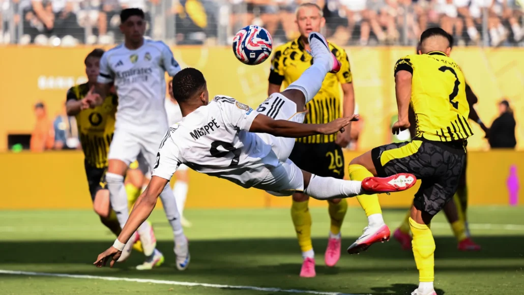 Kylian Mbappé comparte imagen extraña de fans de Real Madrid tras golazo