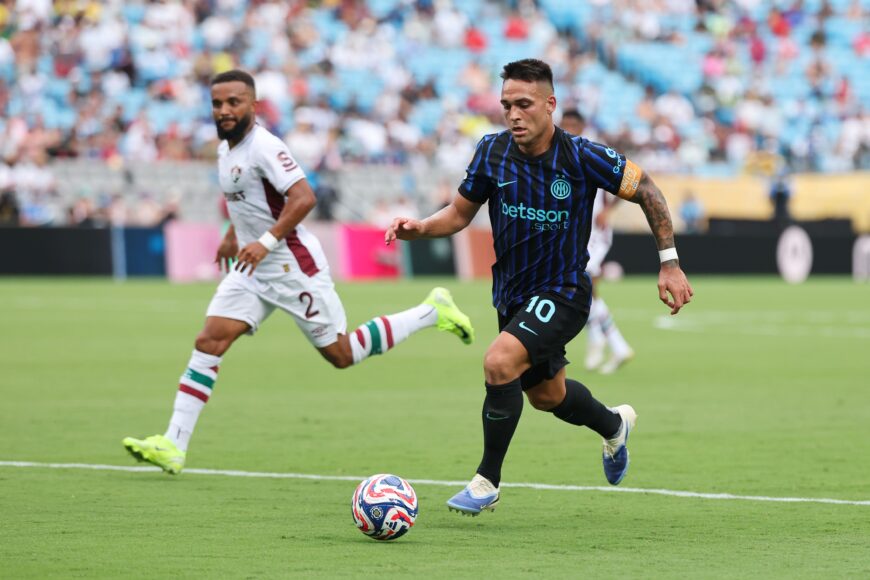 Lautaro Martínez aconseja a Calhanoglu abandonar Inter tras la crisis tras el Mundial