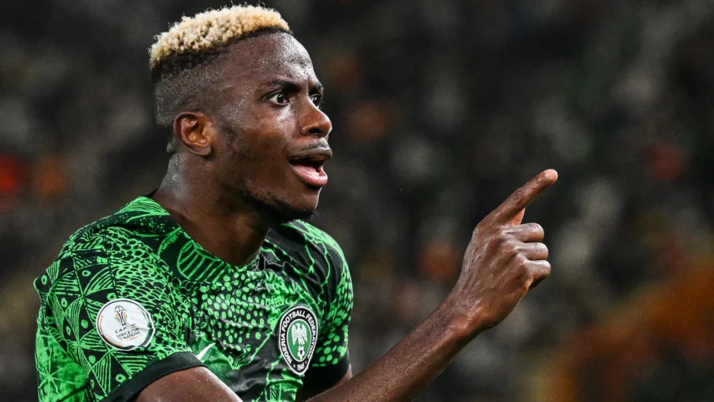 Man Utd debe evitar error de £50m con Osimhen, según leyenda del club