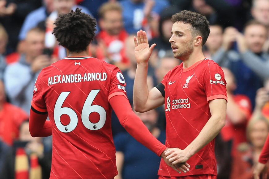 Trent Alexander-Arnold rinde homenaje a Diogo Jota tras silencio por Liverpool