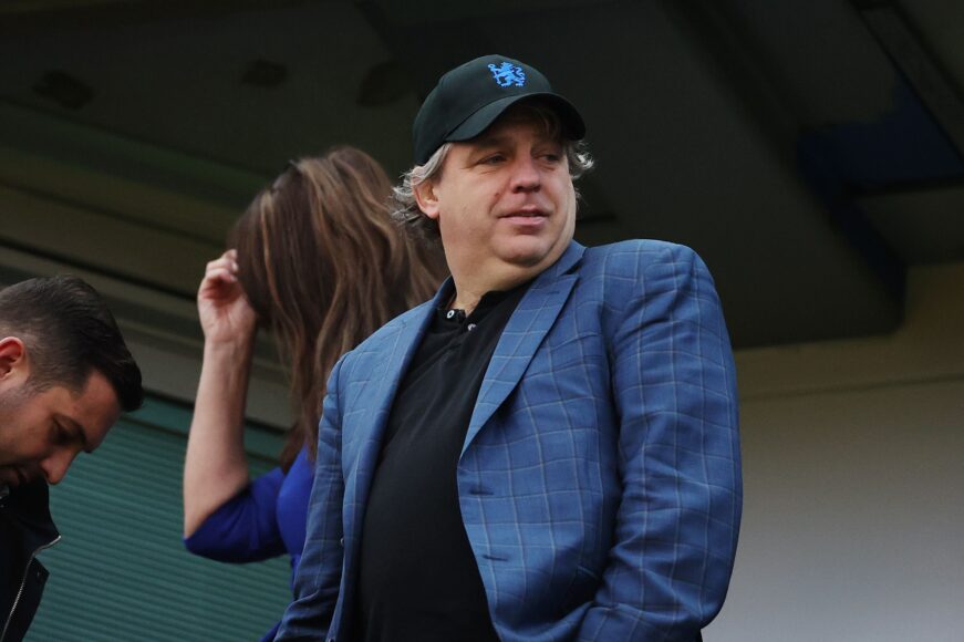 Chelsea enfrenta multa de £27M y sanciones por infracciones financieras