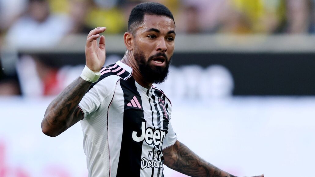 Kolo Muani acepta reducir sueldo para unirse a Juventus tras larga novela