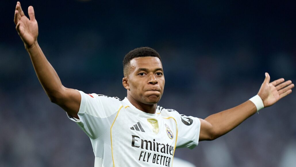 Mejorar a Real Madrid: Alexander-Arnold al mediocampo y el dilema Vinicius-Mbappé