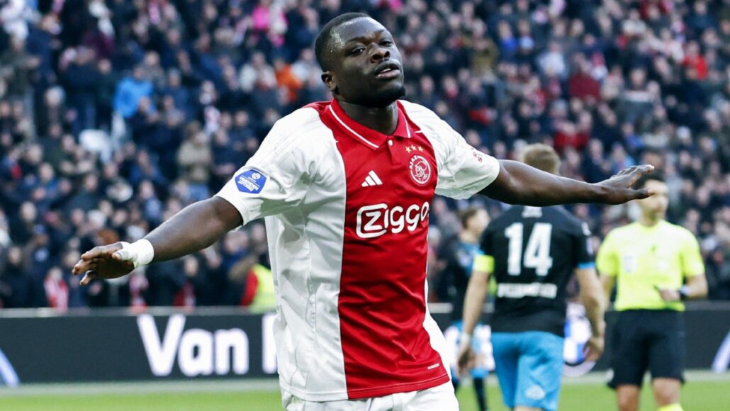 Ajax cierra acuerdo de €25 millones por Brian Brobbey en su traspaso a Ligue 1