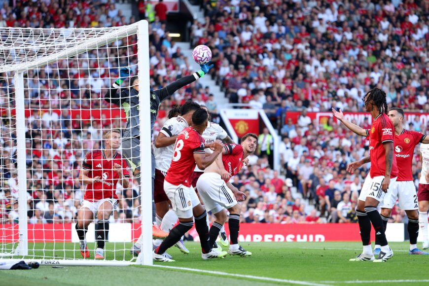 Galatasaray compite por el portero objetivo de Manchester United Senne Lammens