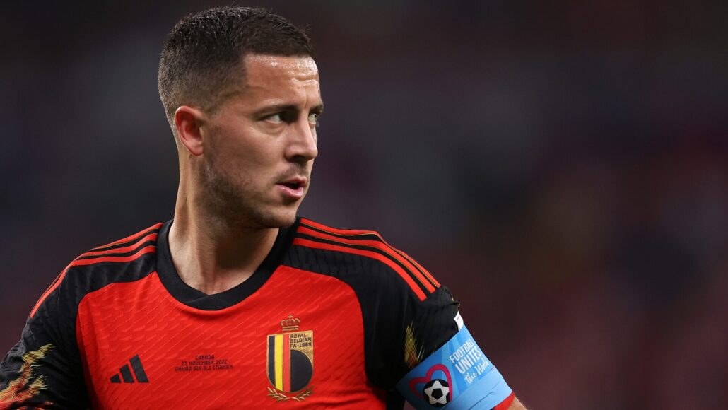 Eden Hazard bromea sobre Conte y Mourinho mientras se prepara para partido benéfico
