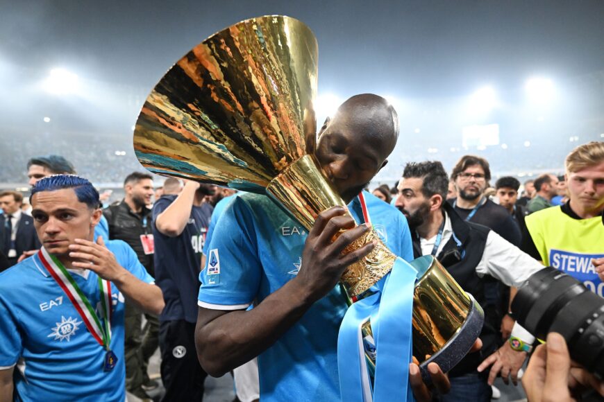 Romelu Lukaku elige a su ídolo y se inspira en LeBron James en el fútbol