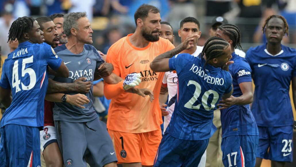 Luis Enrique evita sanción tras polémico incidente con Joao Pedro en Mundial