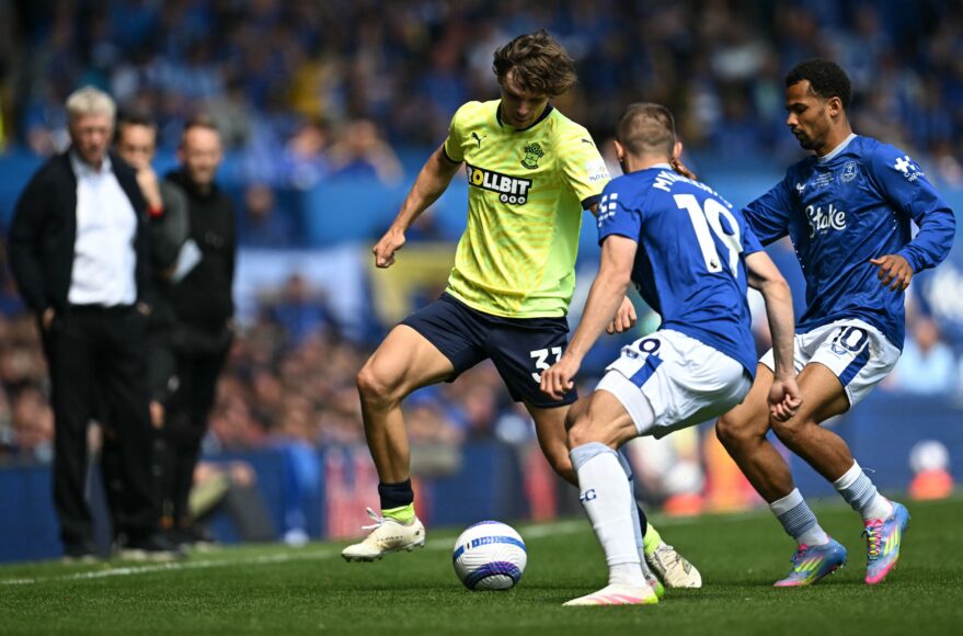 Everton se acerca a fichar a la promesa Tyler Dibling por £40M tras negociación