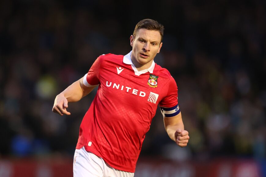 Paul Mullin busca demostrar su valía tras decepcionante salida de Wrexham