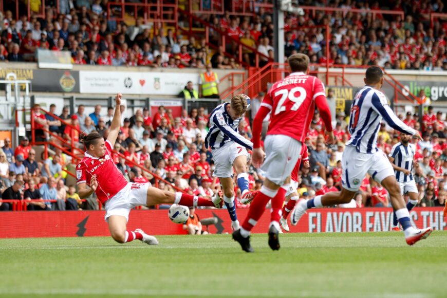 Wrexham cae nuevamente: West Brom derrota a los Dragones Rojos en casa