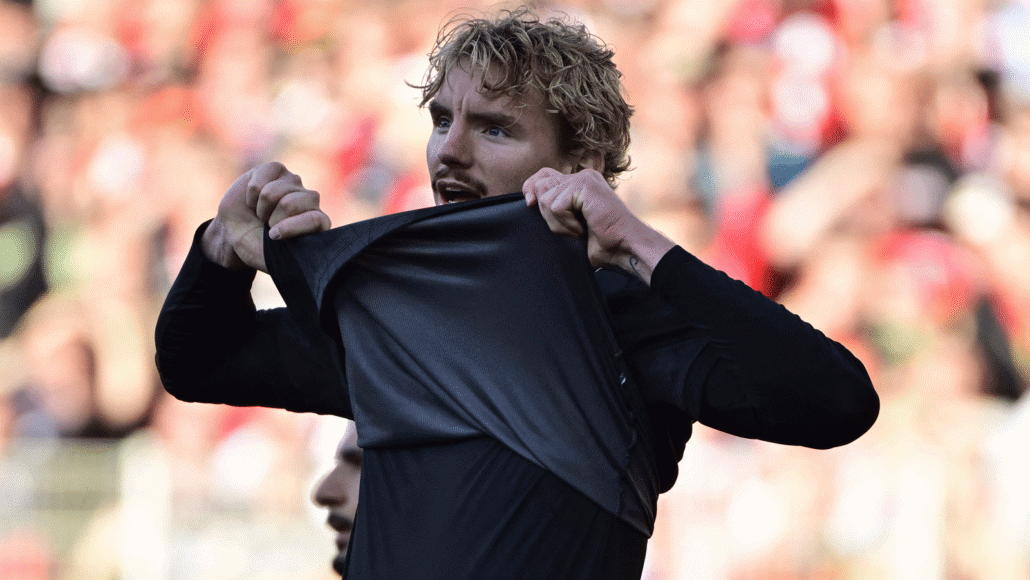 Stuttgart espera que su delantero tenga otra temporada exitosa tras fiasco en Bayern