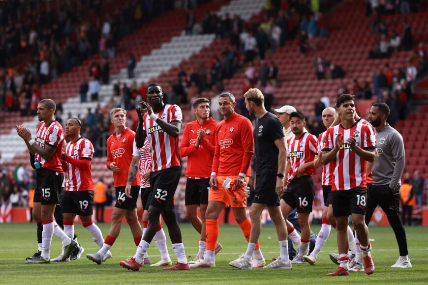 Amie, esposa de Conor Coady, reacciona a inesperado traspaso a Wrexham