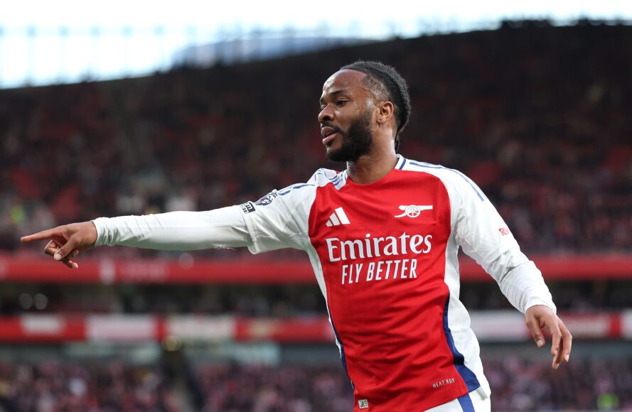 Raheem Sterling podría dejar Chelsea tras interés de rivales de la Premier League