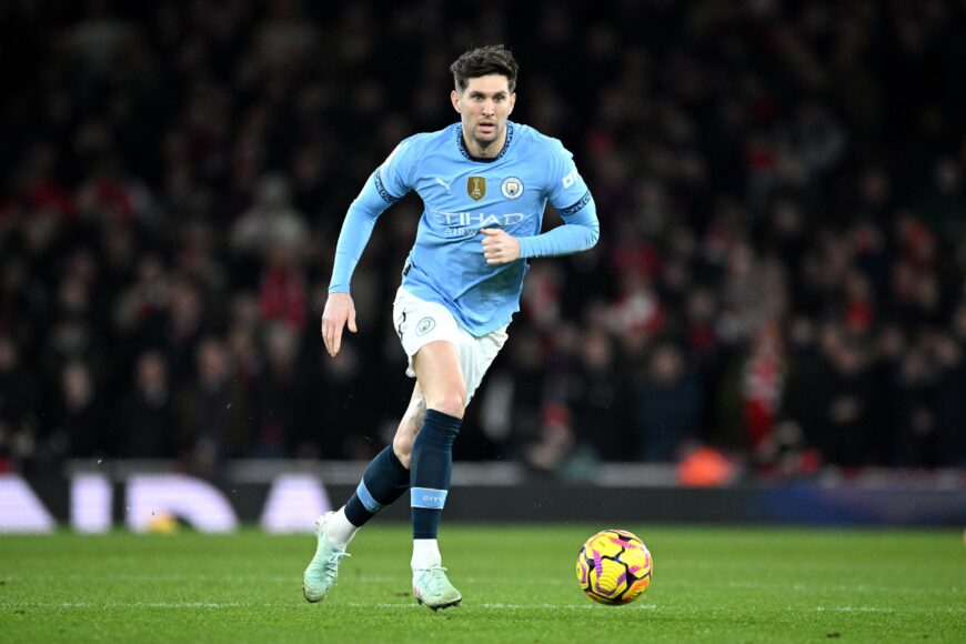 Estrella del Man City desmiente rumores de transferencia tras insinuaciones de Guardiola