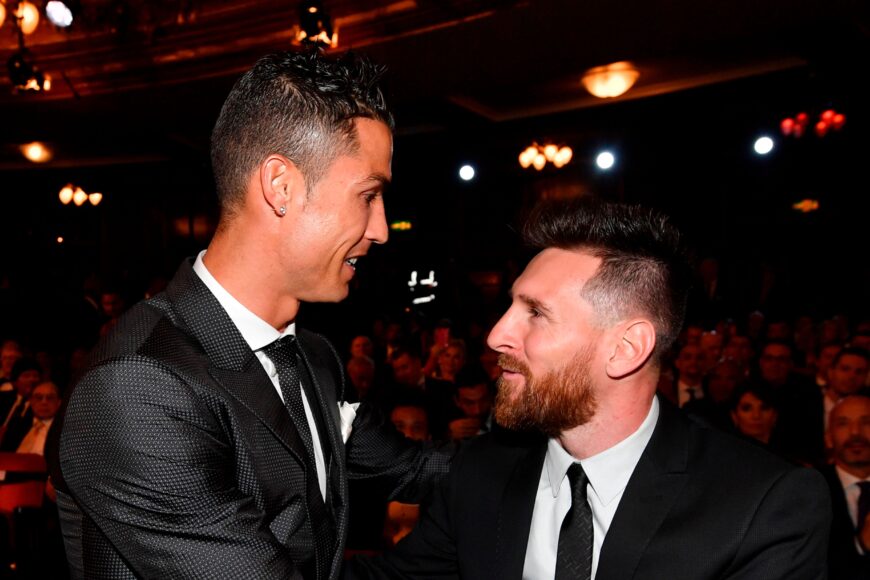 Messi brilla por encima de Ronaldo mientras Lescott cuenta su intento fallido