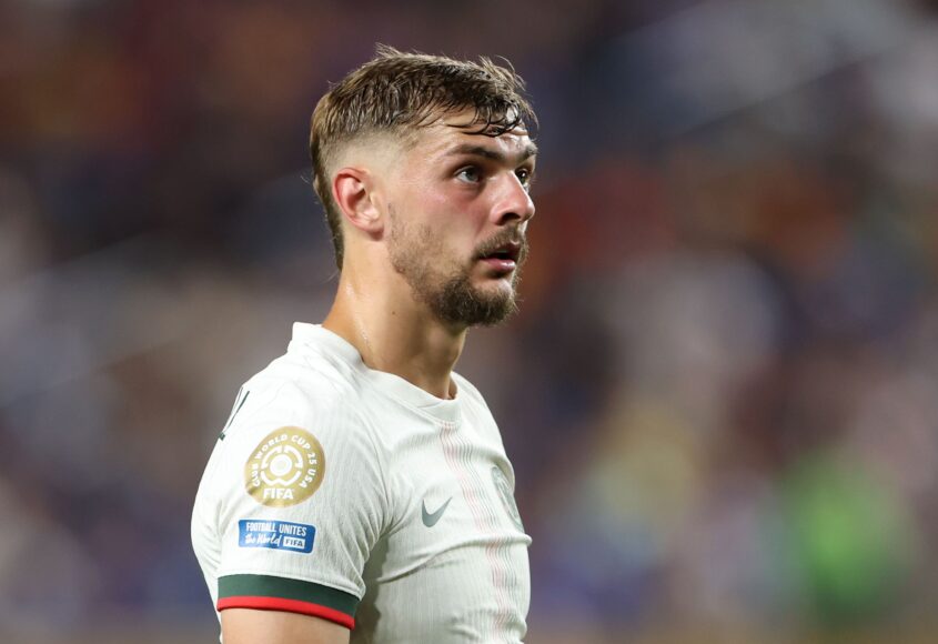 Kiernan Dewsbury-Hall se une al Everton desde Chelsea en traspaso de £25 millones