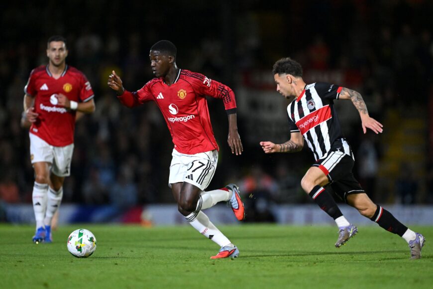 Kobbie Mainoo decide dejar el Manchester United tras quedar fuera de la selección