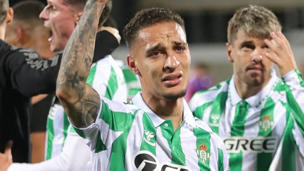 Antony espera salir del Manchester United con nuevo oferta de Real Betis