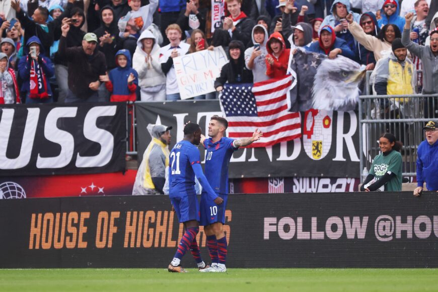Pulisic y Weah responden a las críticas de leyendas del fútbol estadounidense