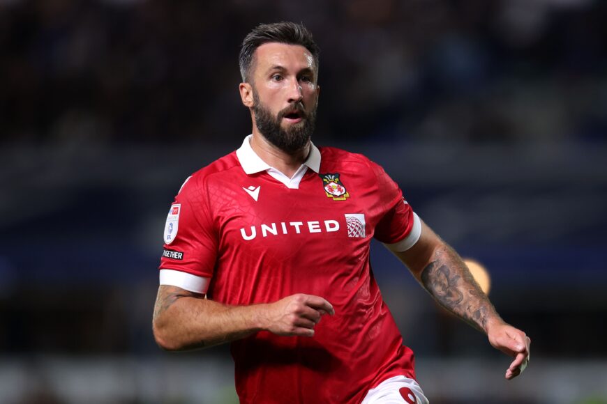 Ollie Palmer se someterá a examen médico por transferencia sorpresiva a Wrexham