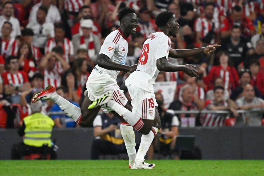 Sevilla fija precio por objetivo de Manchester United, alternativas a Baleba