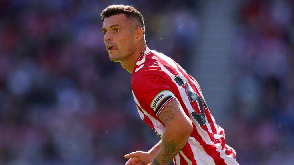 Granit Xhaka defiende a Erik ten Hag y explica su motivación para el Sunderland