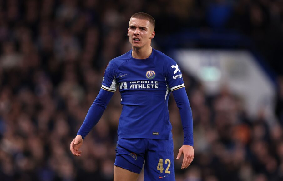Chelsea confirma salida permanente de Alfie Gilchrist a West Brom por Ryan Mason