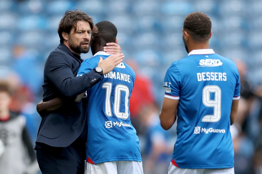 Russell Martin enfrentando furia de hinchas de Rangers tras derrota ante Hearts