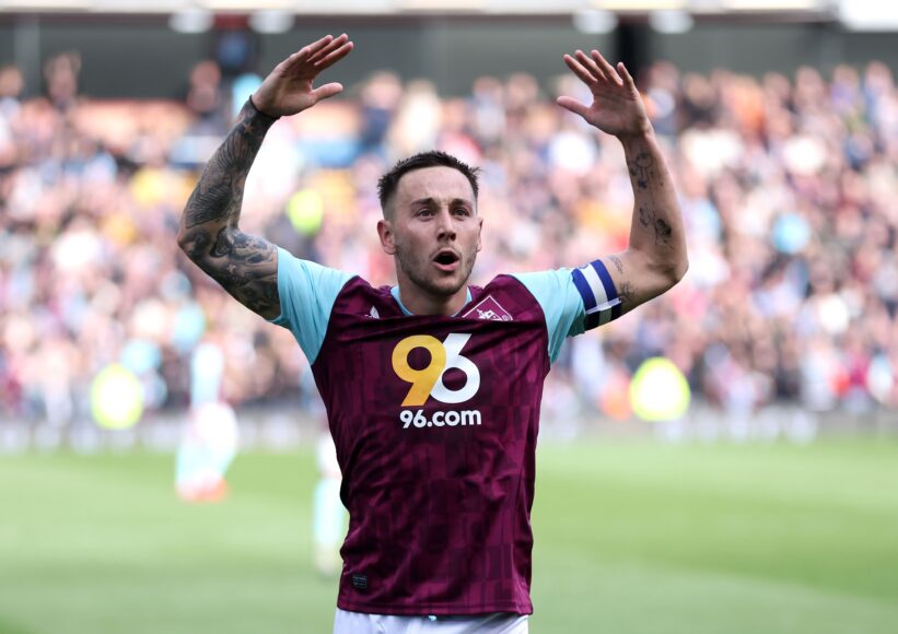El excapitán del Burnley sorprende al unirse a la Pro League de Arabia Saudita