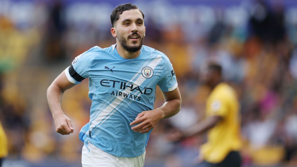 Rayan Cherki confía en alcanzar números de Kevin De Bruyne y revela debilidad