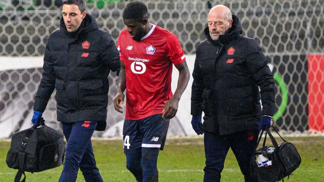 Defensor ex-Barcelona establece plazos para su retiro tras 20 meses sin jugar