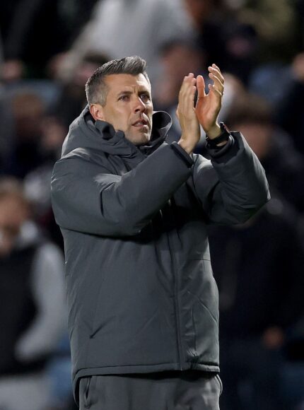 Watford publica video de charla extraña del entrenador Pezzolano ante los fans