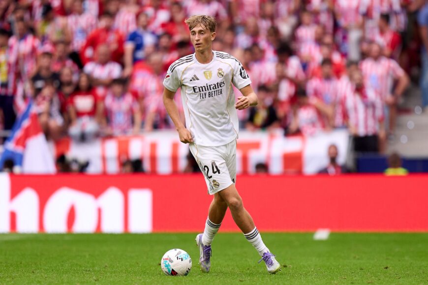 Dean Huijsen rechazó ofertas de Liverpool, Chelsea y espera al Real Madrid