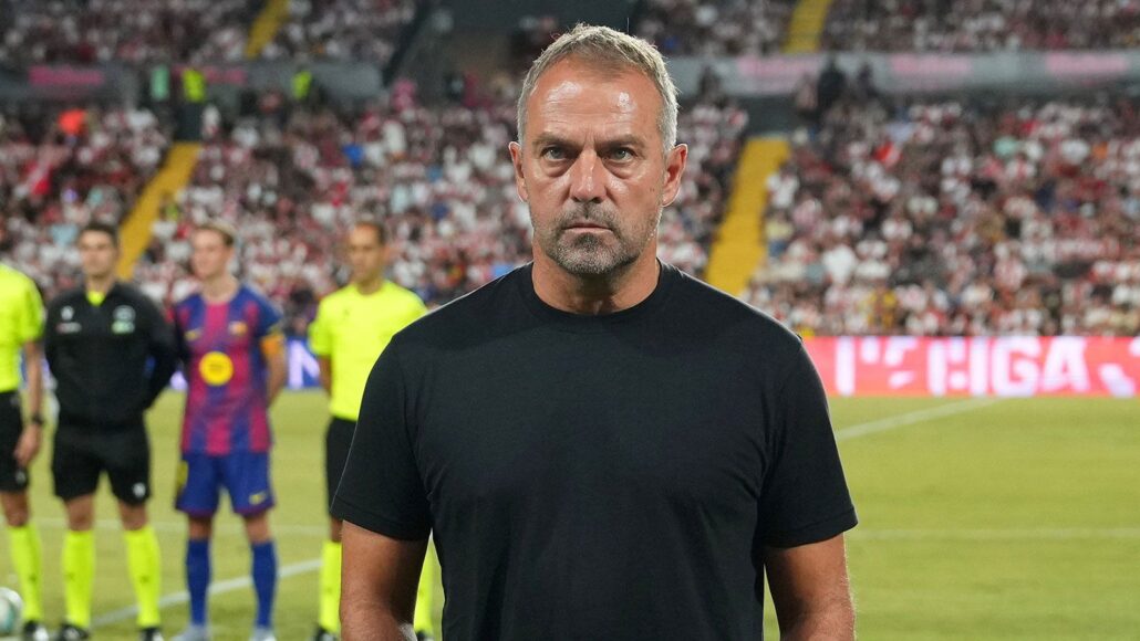Hansi Flick reconoce la amenaza del ‘equipo alto’ Newcastle y elogia a Howe