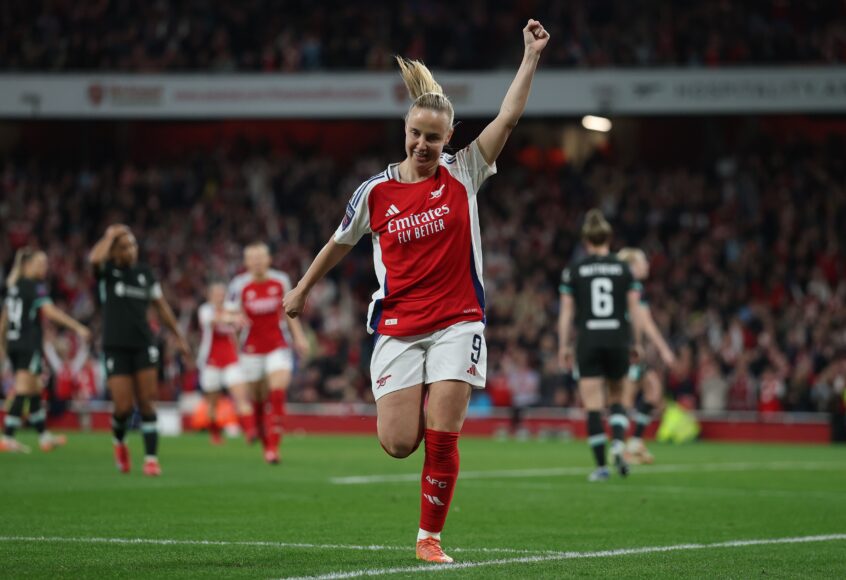 El entrenador de London City Lionesses revela fracaso en fichaje de Beth Mead