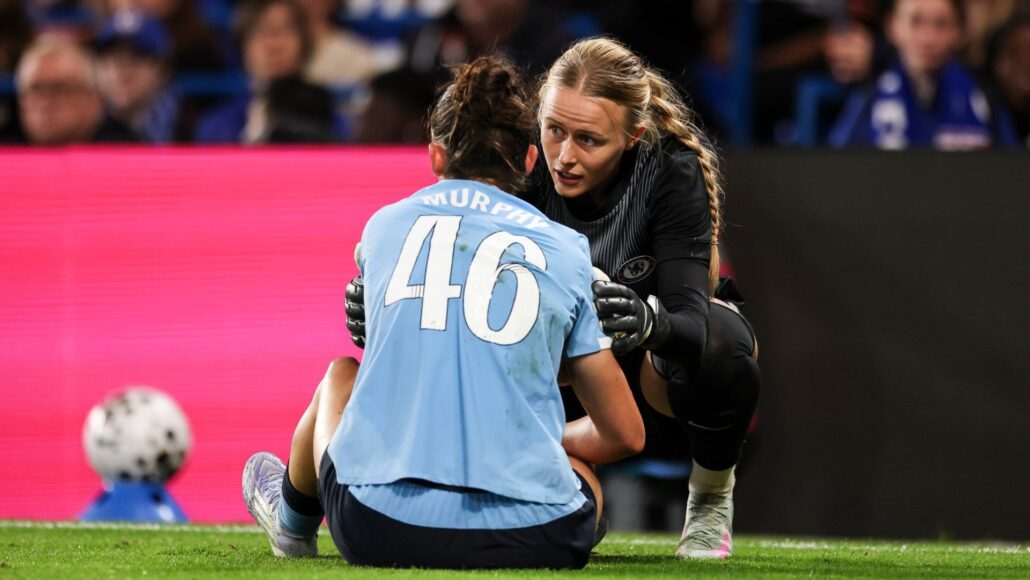 Debut de Grace Clinton en Man City aplazado, pero Alex Greenwood de regreso