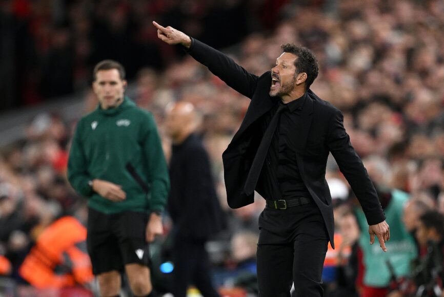 Simeone explica su reacción ante los insultos de hinchas del Liverpool