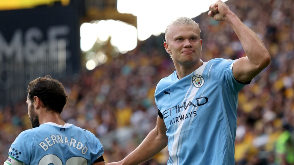 Erling Haaland brilla en derbi con doblete y Man City vence a Man Utd