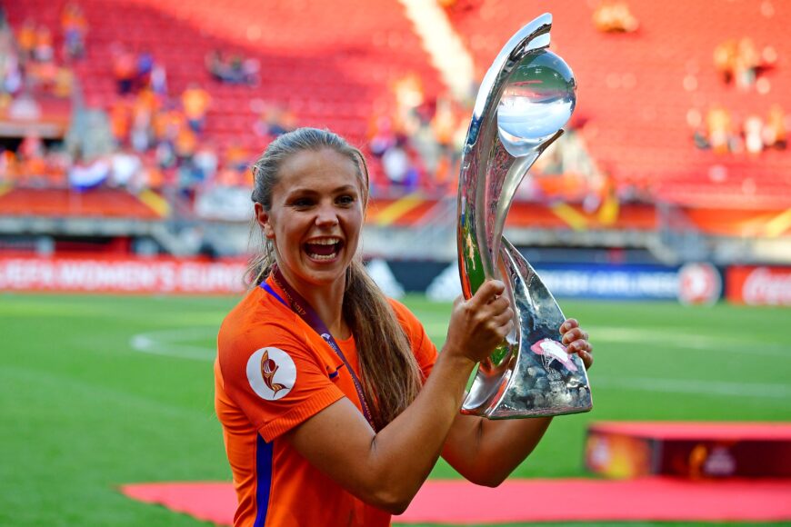 Lieke Martens se retira y cierra una era en el fútbol femenino mundial